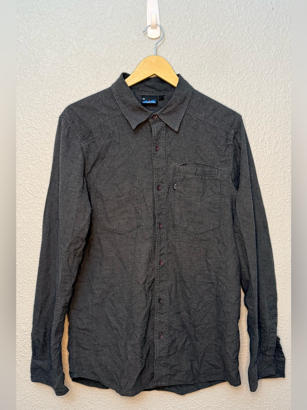 Kavu | Long Sleeve Casual Button Down Shirt | Charcoal | Size Medium